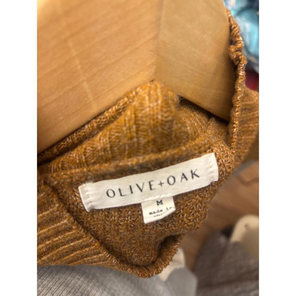 Olive & Oak Stripe Mock Neck Sweater Size Medium - Picture 4 of 8
